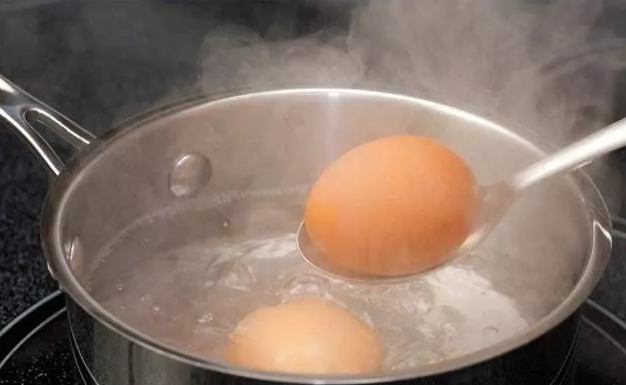 熟鸡蛋能放几天（煮熟的鸡蛋放几天不会坏）