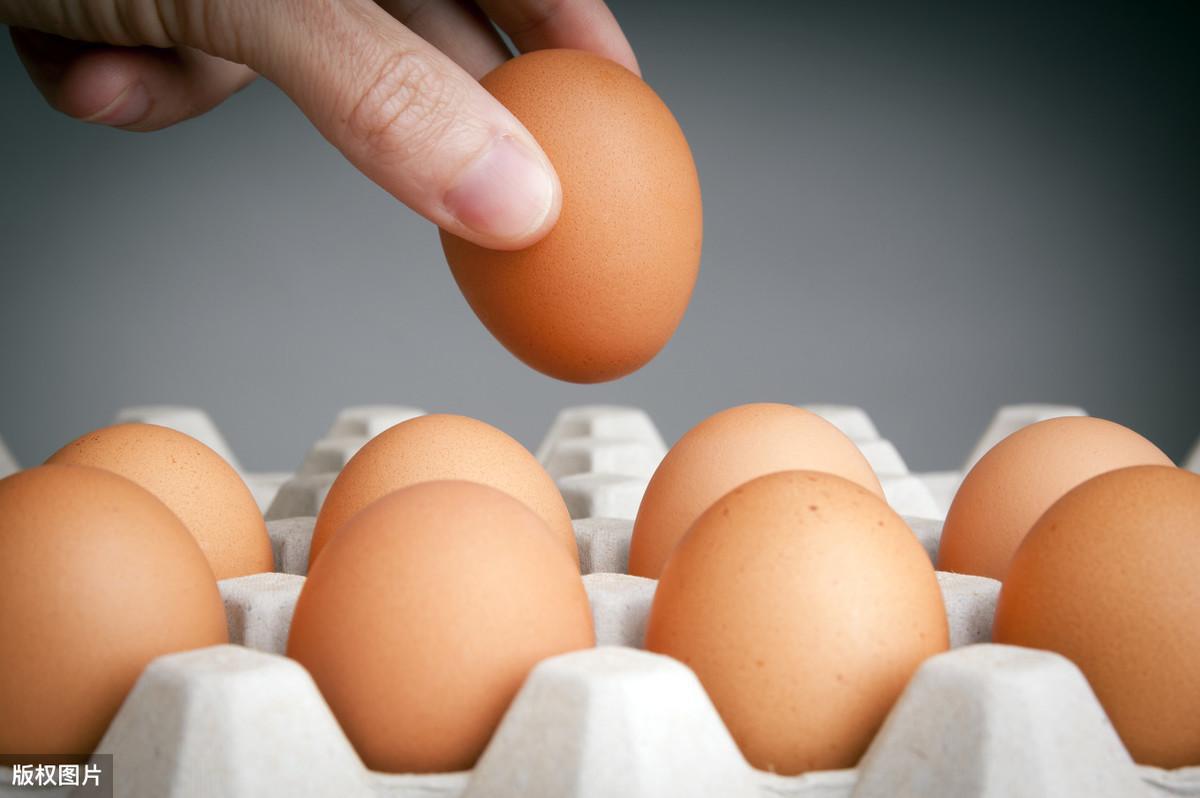 夏天鸡蛋常温下能保存多久（温度太高鸡蛋会坏吗）